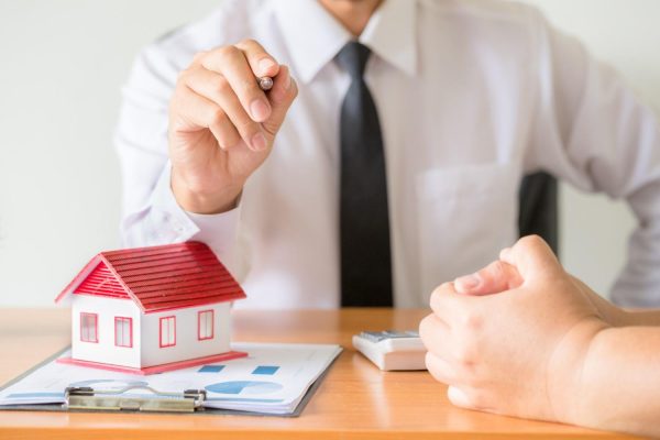 sell-a-house-while-in-probate